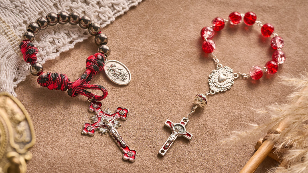 📿 Faith Within Arm’s Reach: The Beauty and Purpose of a Pocket Rosary
